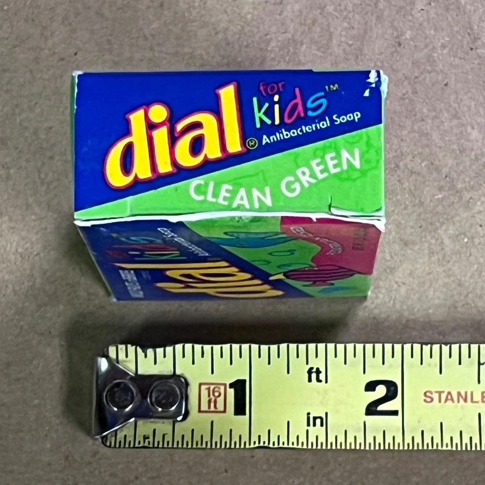 Vintage Dial for Kids Wild Fruits Berries‎ Antibacterial Soap 1.25 oz Prop Mini